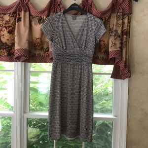 Ann Taylor Black:/White Dress